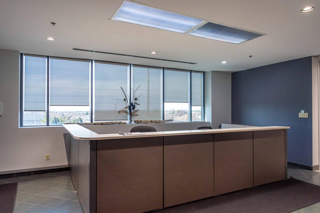 300 - 8001 Weston Rd, Vaughan, ON
