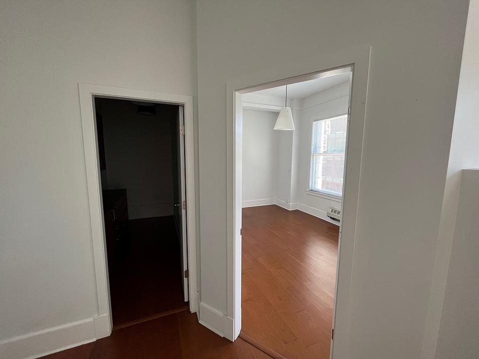 201 - 525 Seymour St, Vancouver, BC