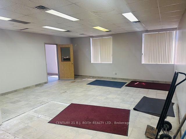 101 - 34 Simcoe Street, Barrie, ON