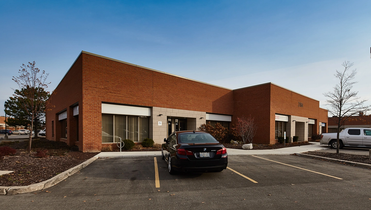 15 - 3190 Ridgeway Drive, Mississauga, ON