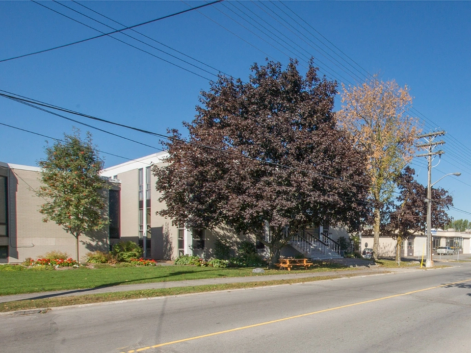 2nd Floor - 1785 Woodward Drive, Ottawa, ON