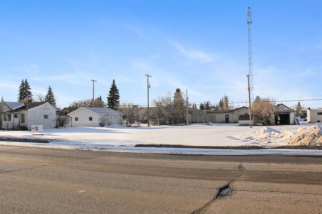 5028 49 Street, Hardisty, AB