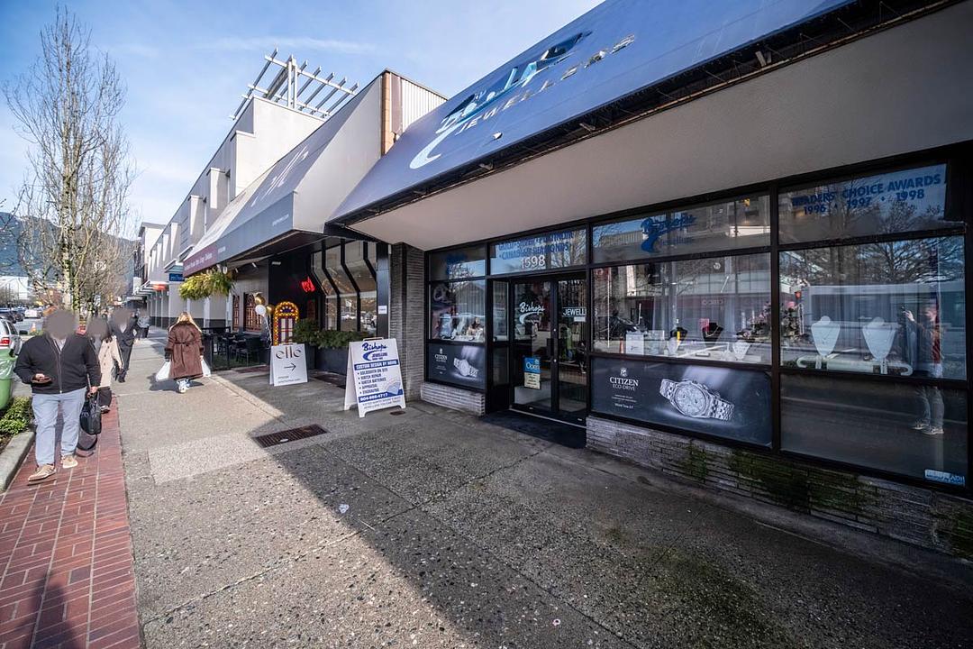 1598 Lonsdale Avenue, North Vancouver, BC