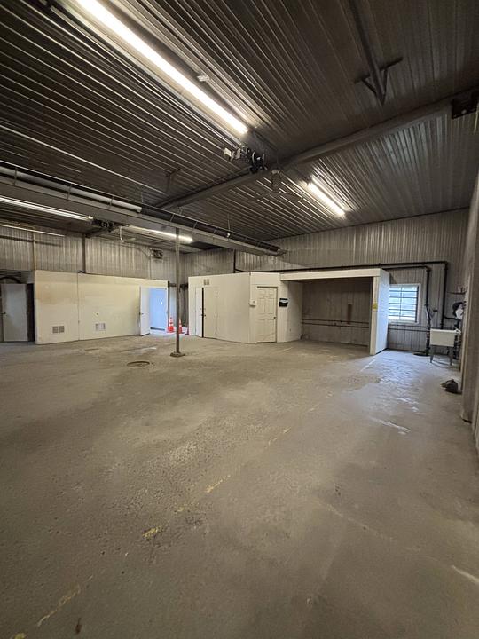 7010 Parkway Road, Ottawa, ON