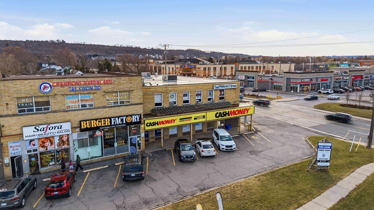 166 Highway 8, Hamilton, ON