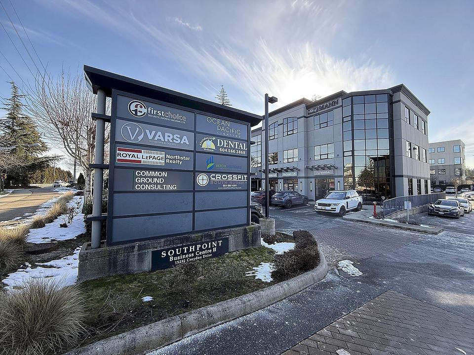 301 - 15292 Croydon Drive, Surrey, BC