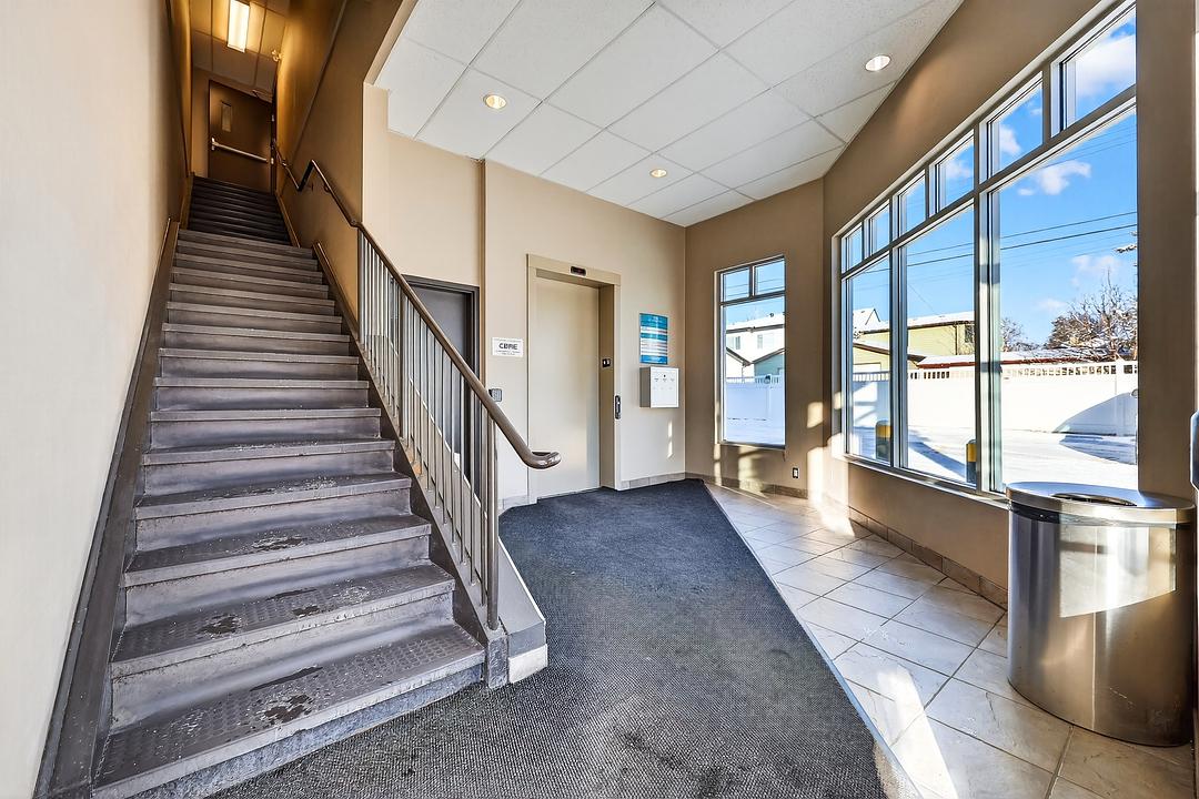 1910 20 Avenue Northwest, Calgary, AB