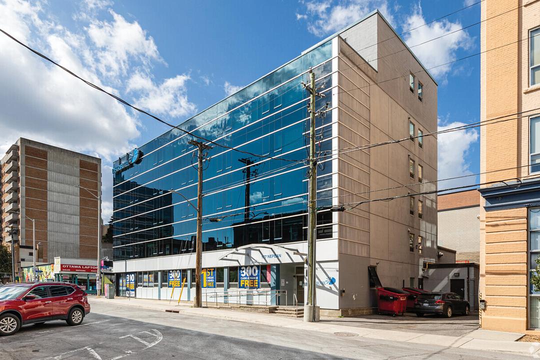 200 - 177 Nepean Street, Ottawa, ON