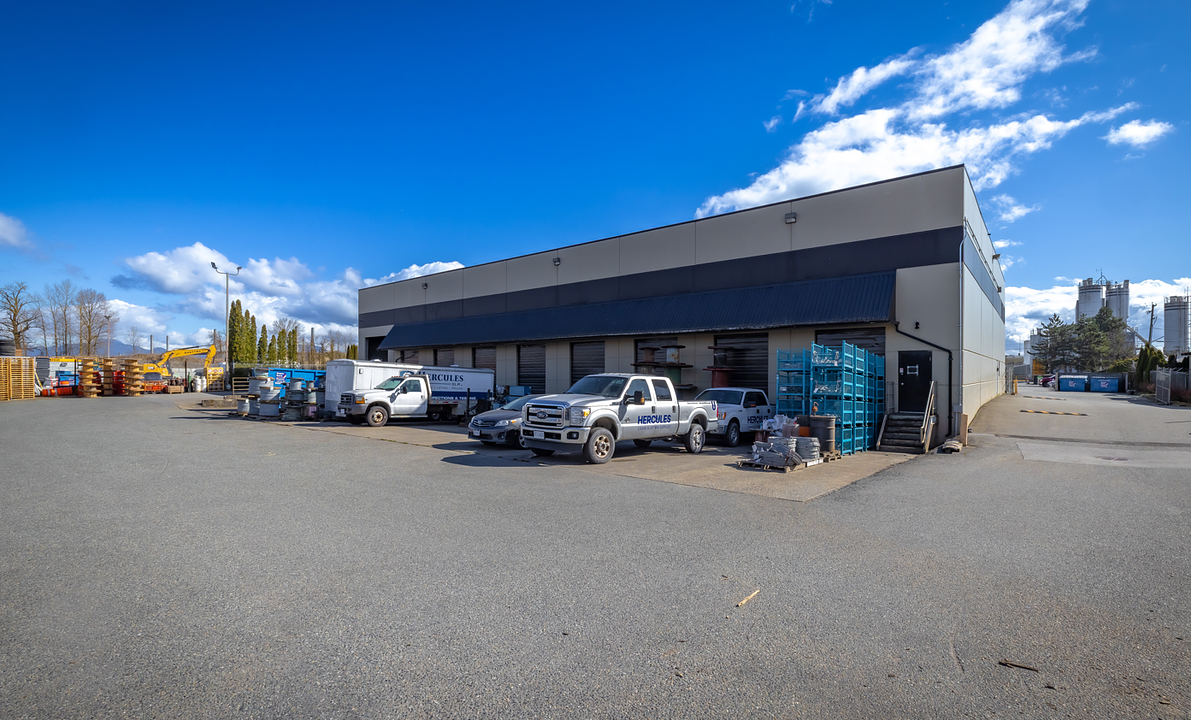 Bldg - 10167 199B Street, Langley Township, BC