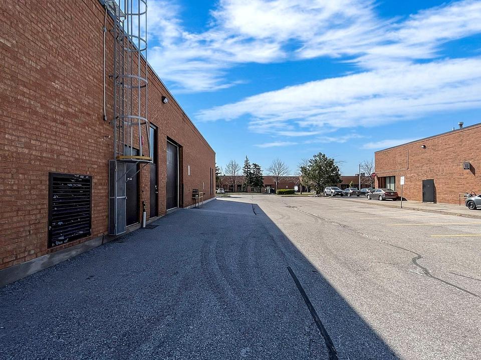 7 & 8 - 60 Marycroft Avenue, Vaughan, ON