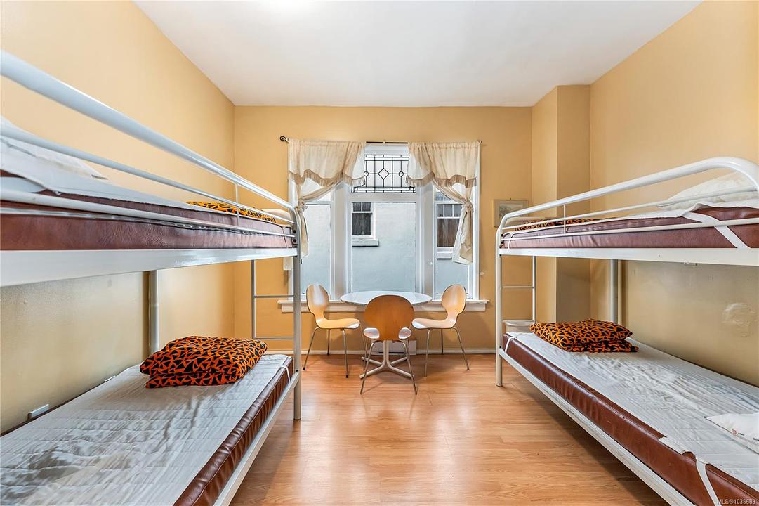 1608 Quadra Street, Victoria, BC
