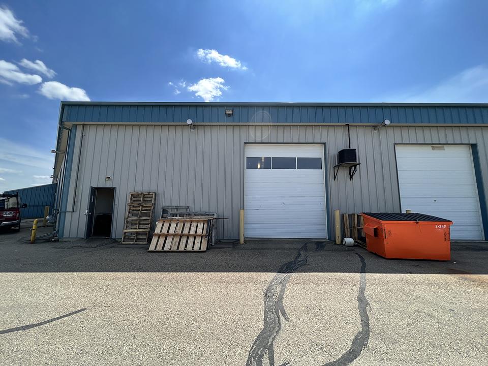 9 - 7471 Edgar Industrial Bend, Red Deer, AB