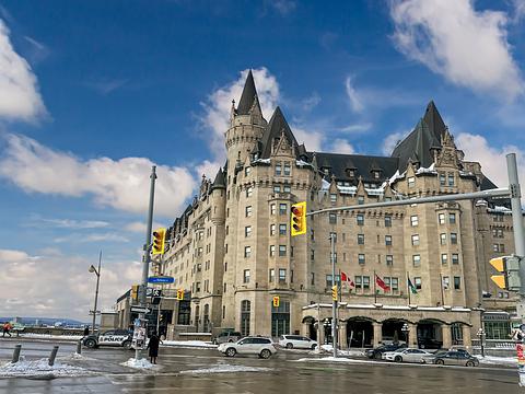 1 Rideau Street, Ottawa, ON