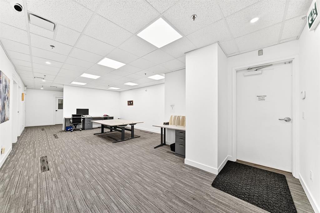 910 - 634 6 Avenue Southwest, Calgary, AB