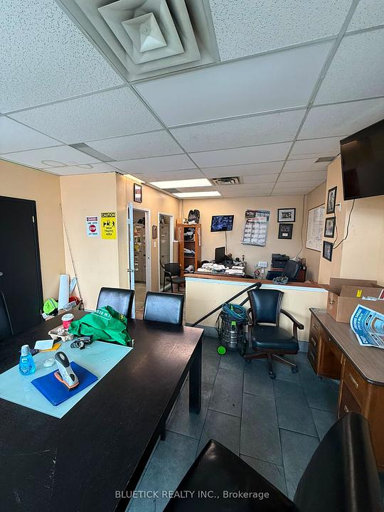 6B-10 - 202 South Blair Street, Whitby, ON