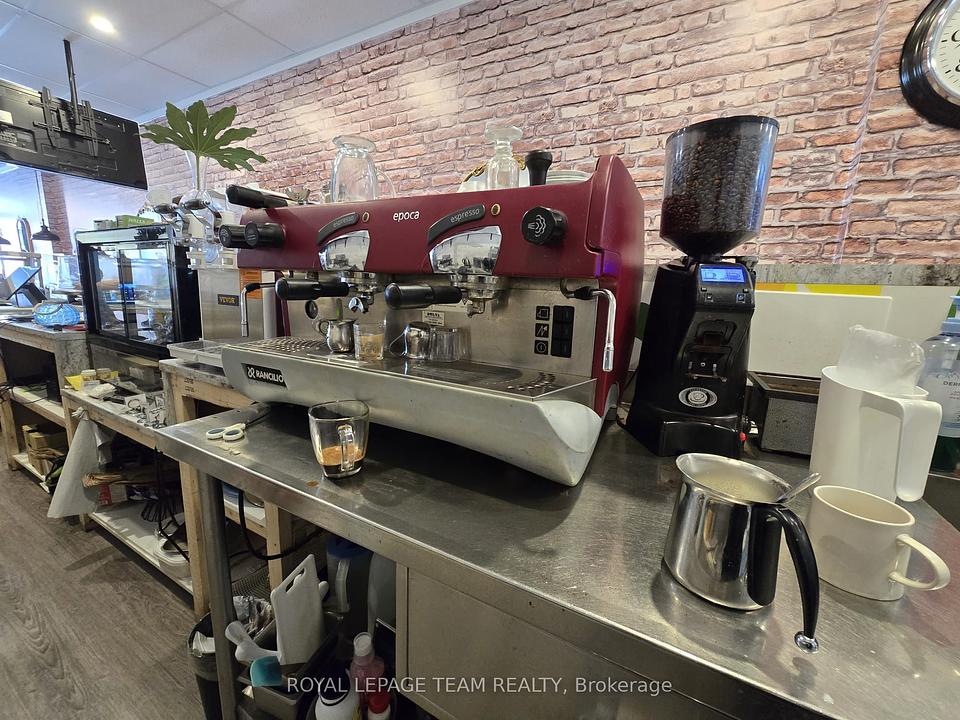274 Elgin Street, Ottawa, ON
