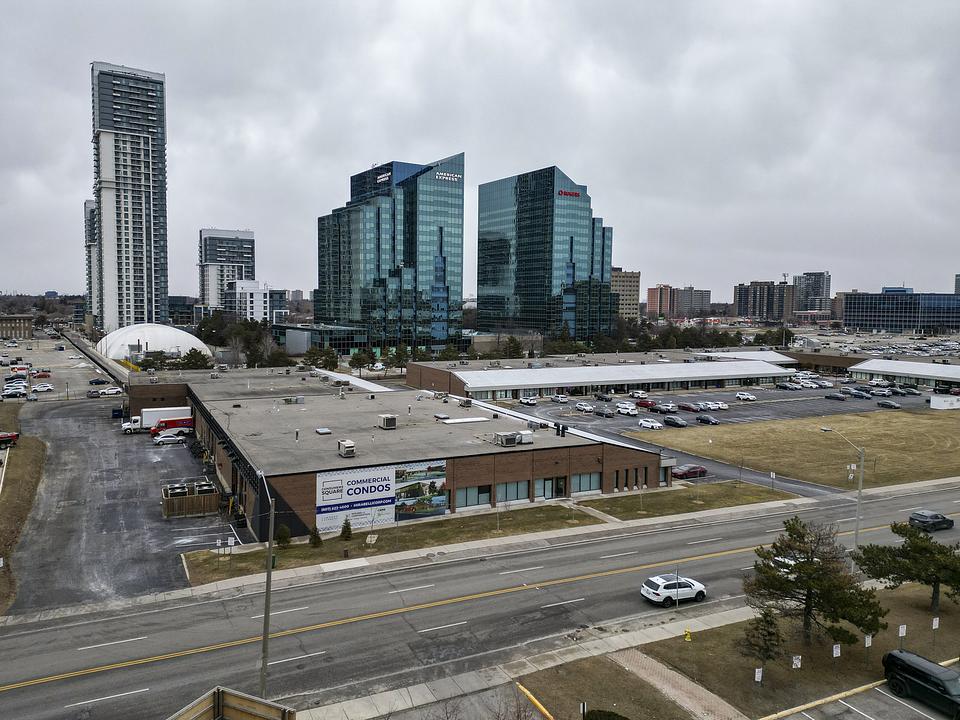 422 Consumers Road, Toronto, ON