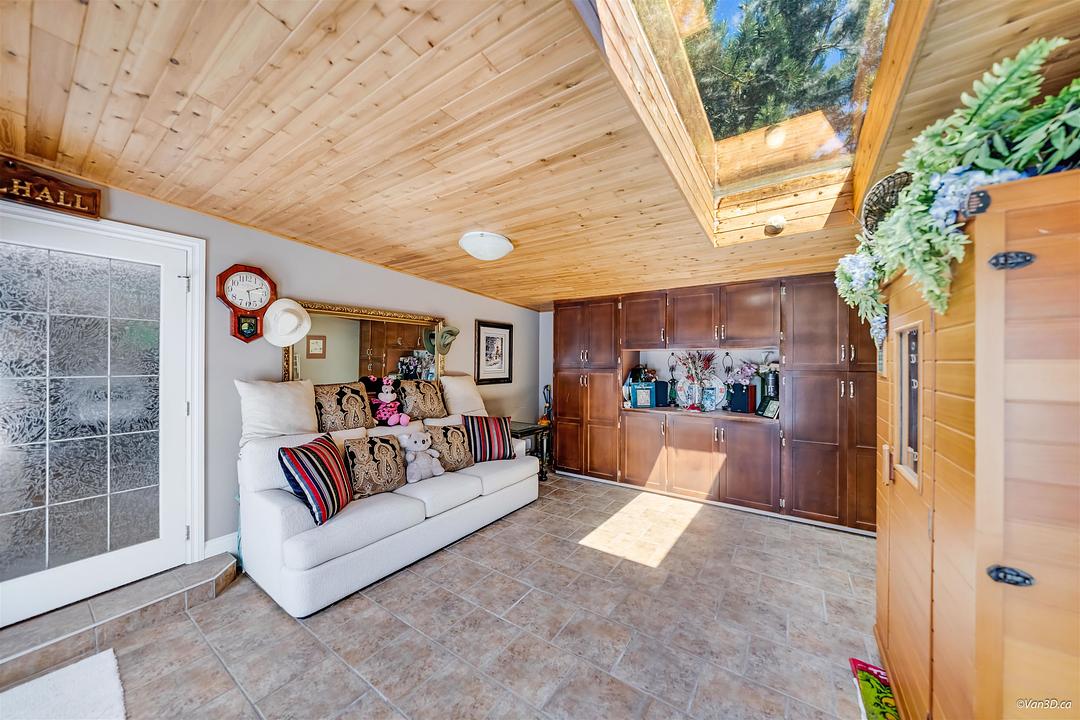 529 Appian Way, Coquitlam, BC