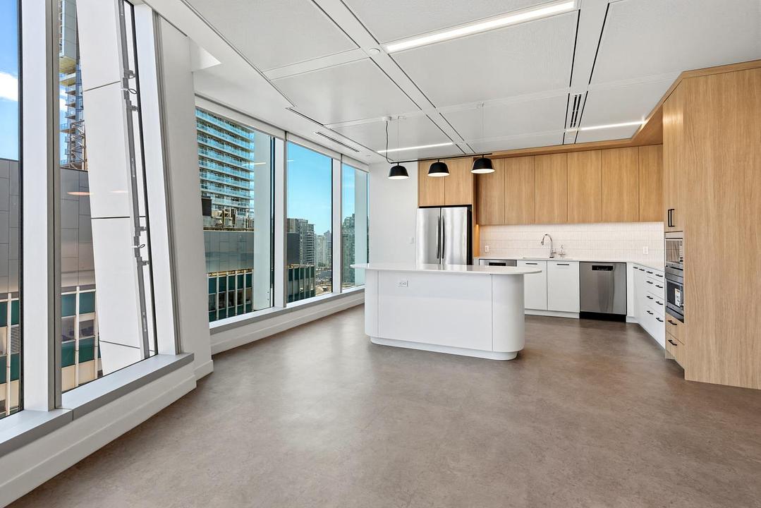 1600 - 733 Seymour Street, Vancouver, BC