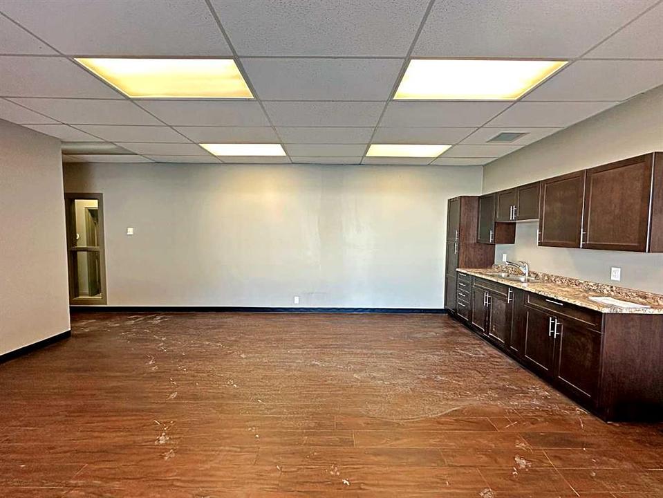 130 - 9714 Main Street, Fort McMurray, AB