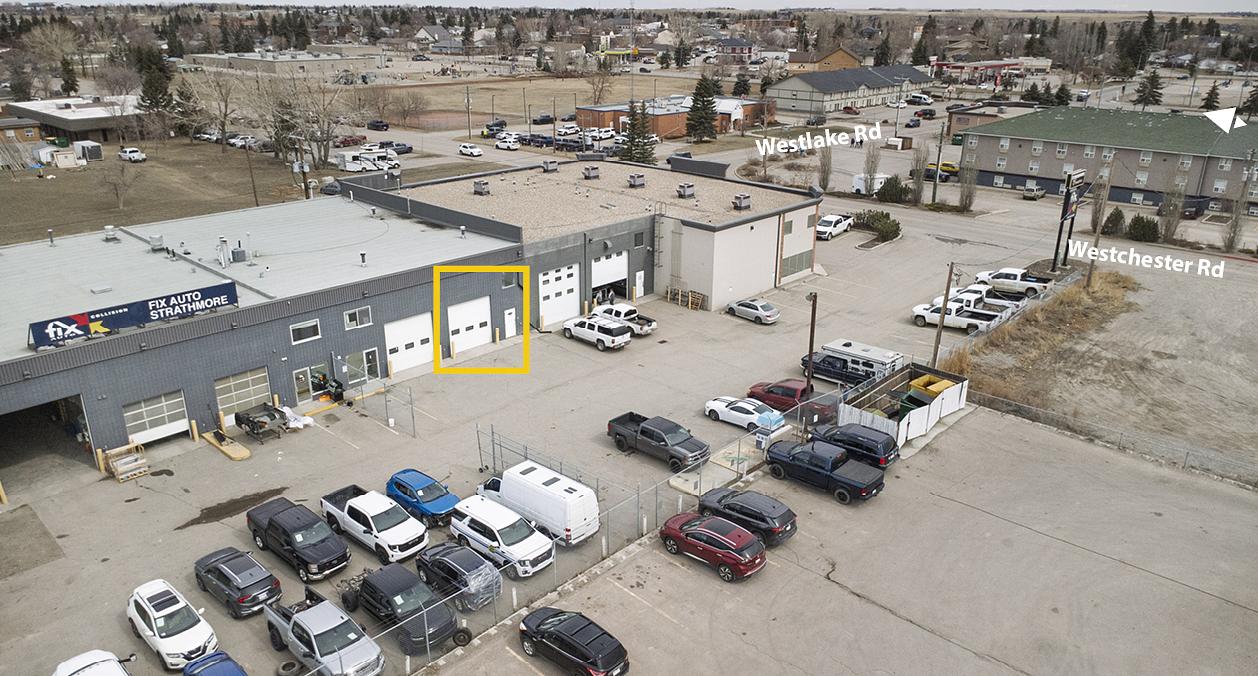 104 - 717 Westlake Road, Strathmore, AB