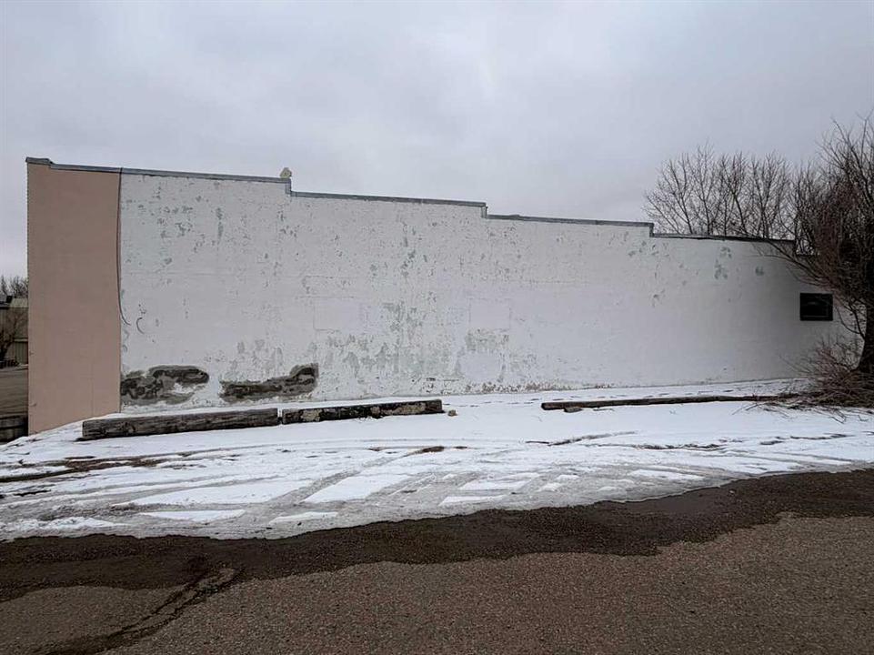 416 Caradoc Avenue, Carbon, AB