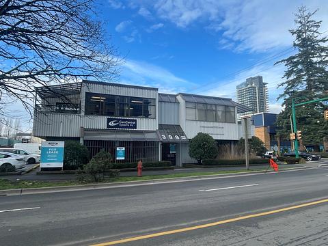399 Mountain Hwy, North Vancouver, BC