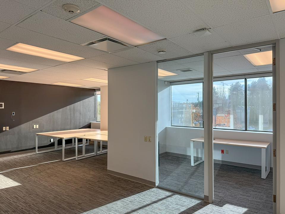 412 - 4370 Dominion Street, Burnaby, BC