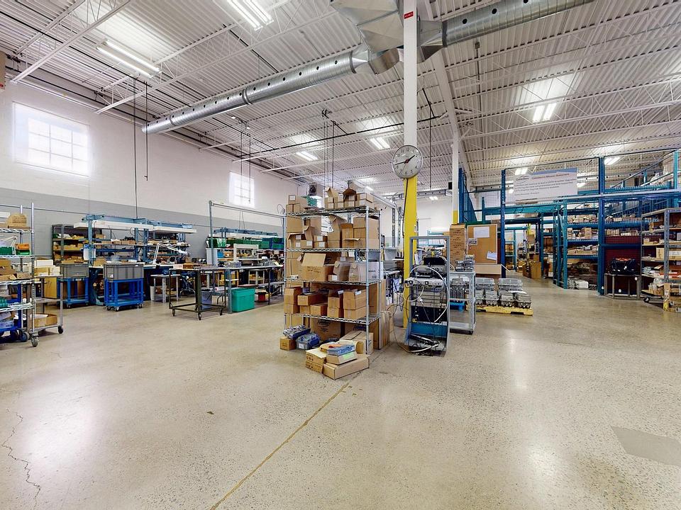 949 Kamato Rd, Mississauga, ON