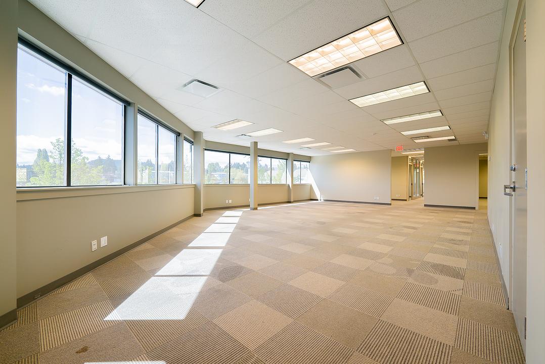 302 - 154 Memorial Ave, Parksville, BC