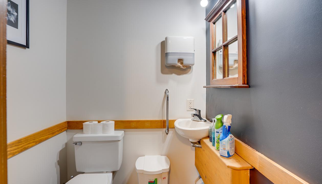 3103 27th St, Vernon, BC