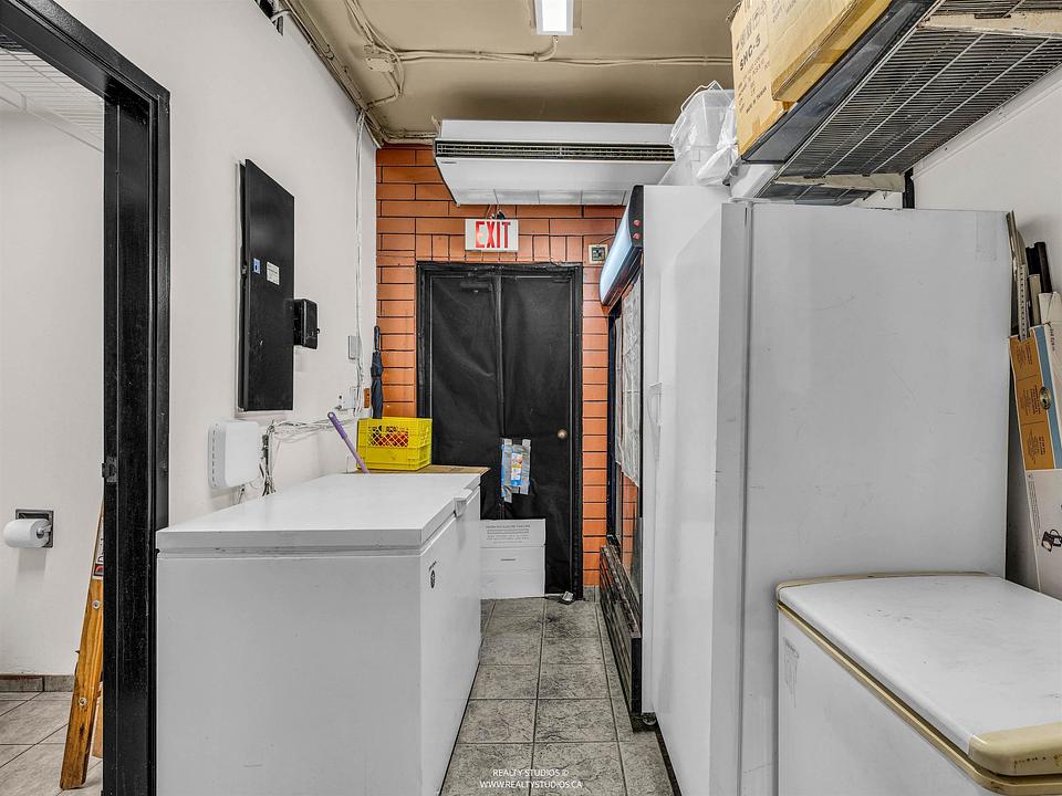 4572 West 10th Avenue, Vancouver, BC