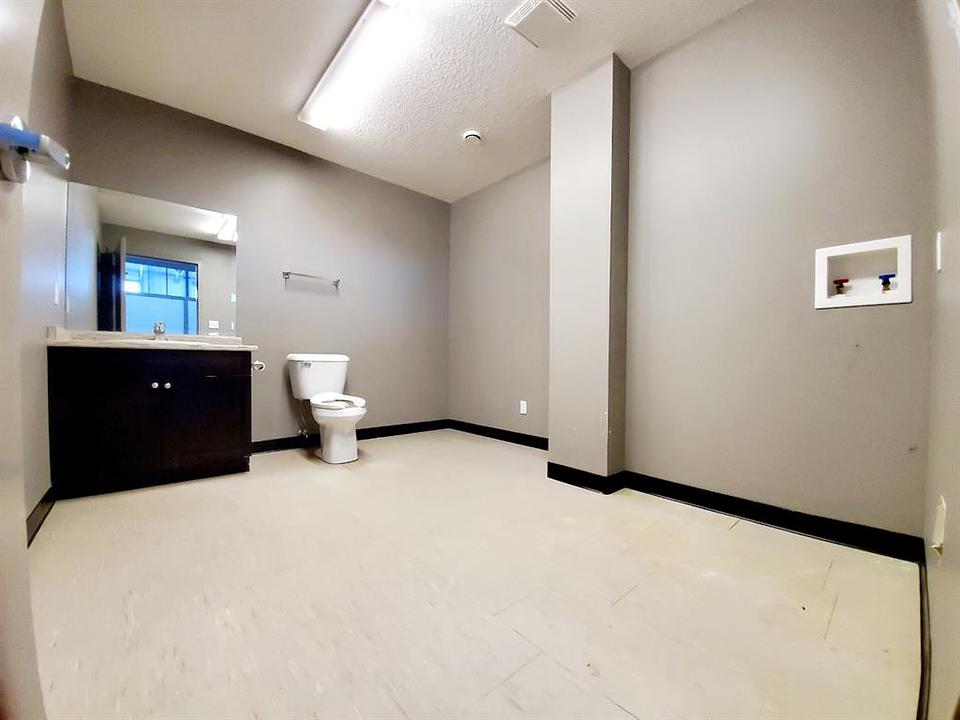 594058 - 125B range Road, Whitecourt, AB