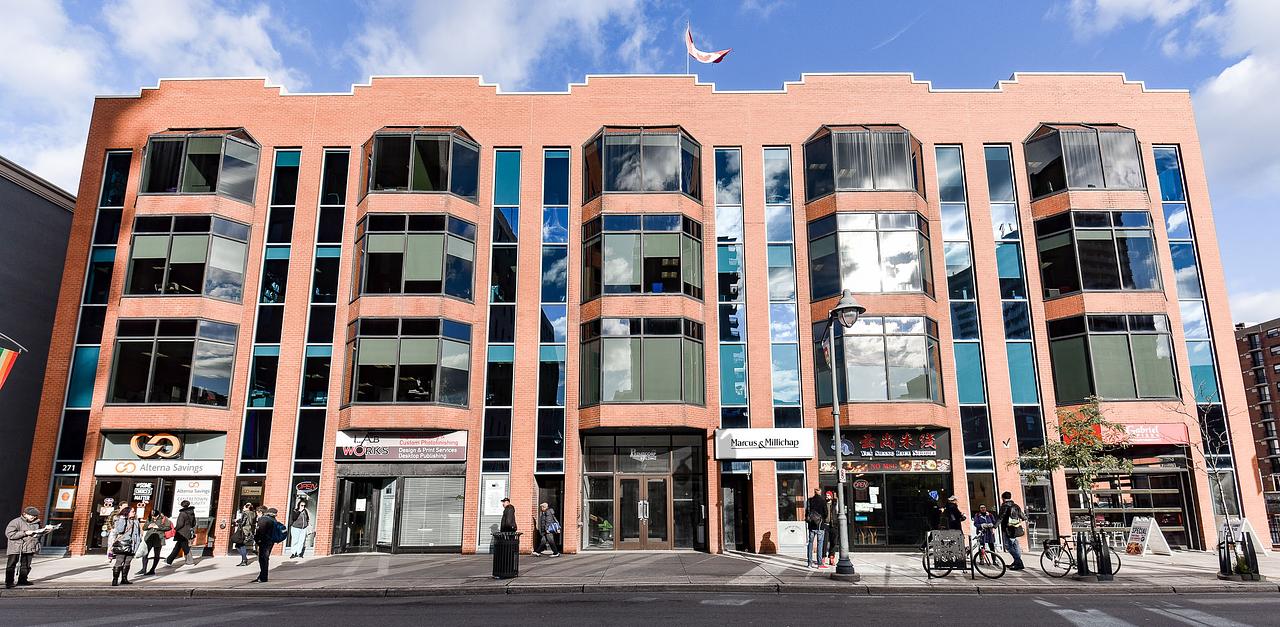 300 - 275 Bank Street, Ottawa, ON
