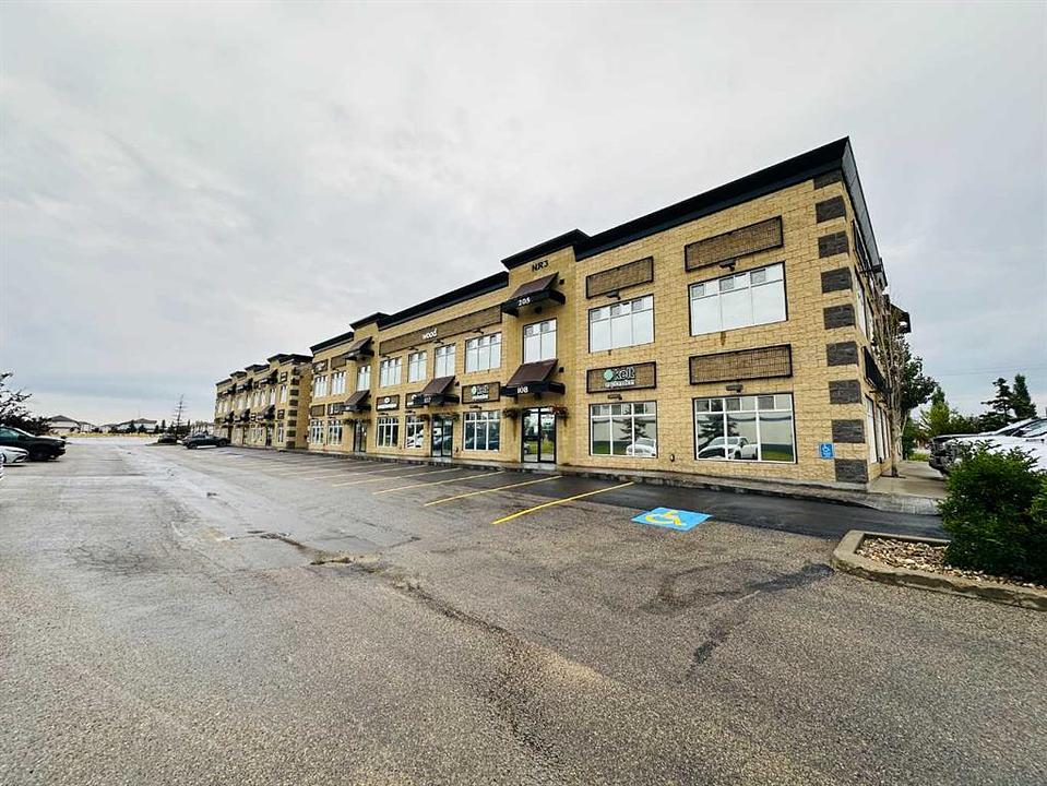 201 - 10055 120 Avenue, Grande Prairie, AB