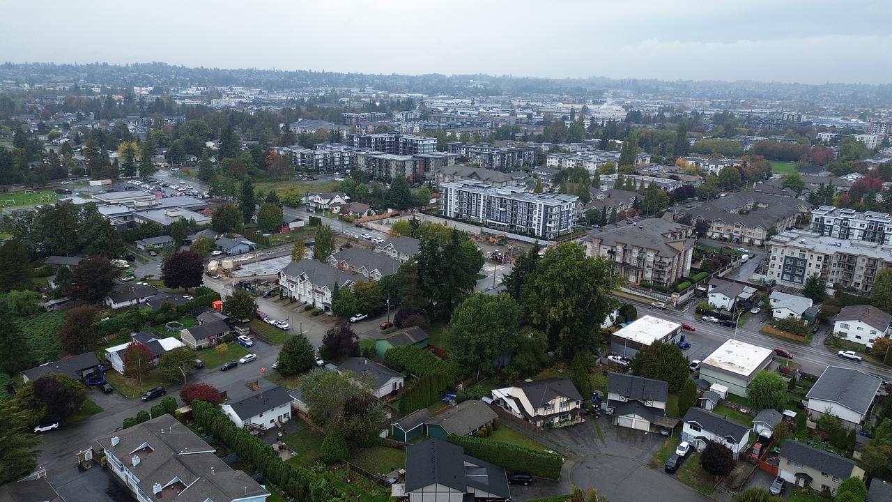 5252 201A Street, Langley, BC