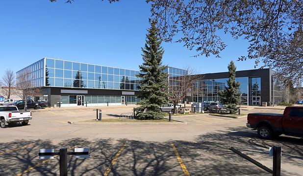 9636 51 Ave NW, Edmonton, AB