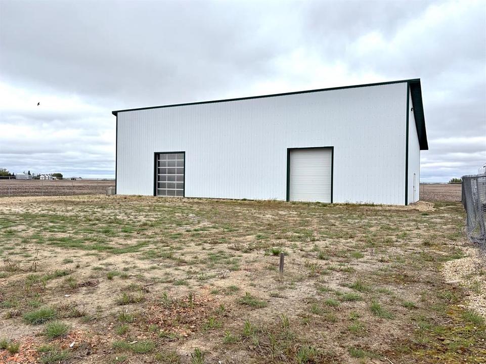 5 Industrial Avenue, Rosalind, AB