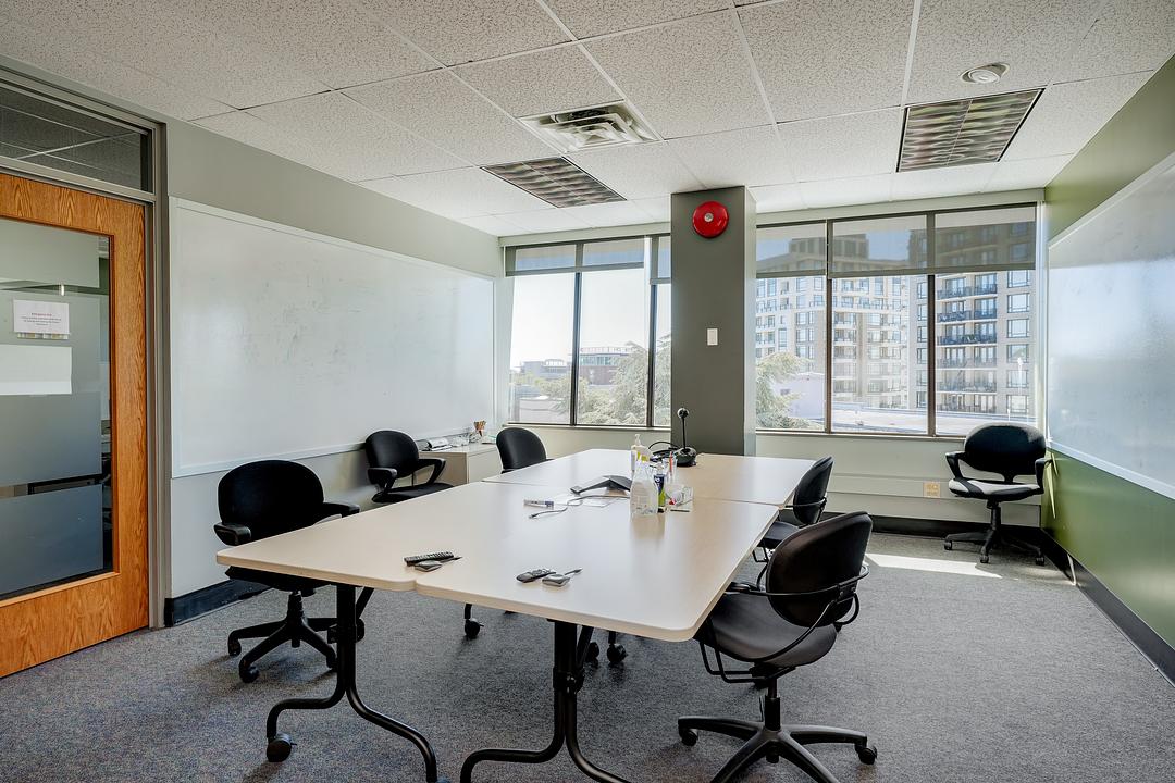 810 Blanshard Street, Victoria, BC