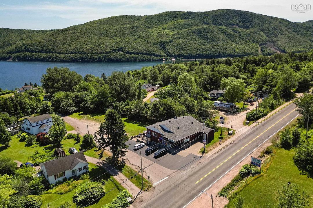37867 Cabot Trail, Ingonish Beach, NS
