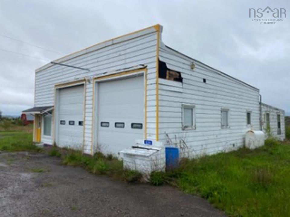 9281 Nova Scotia 215, Shubenacadie, NS