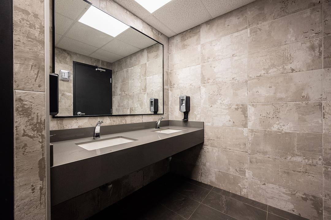 403 - 5881-5889 Cote des Neiges, Montreal, QC