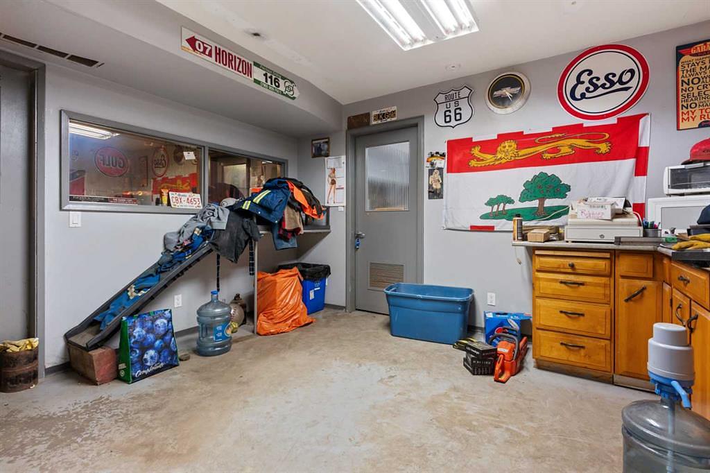 5002 50 Street, Strome, AB