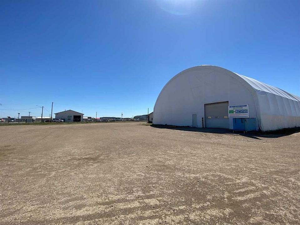44 Avenue, Ponoka, AB