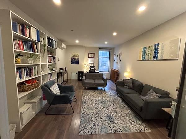 204 - 552 Columbia Street, New Westminster, BC