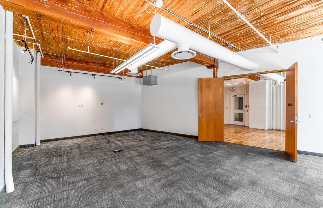 100 - 116 Spadina Avenue, Toronto, ON