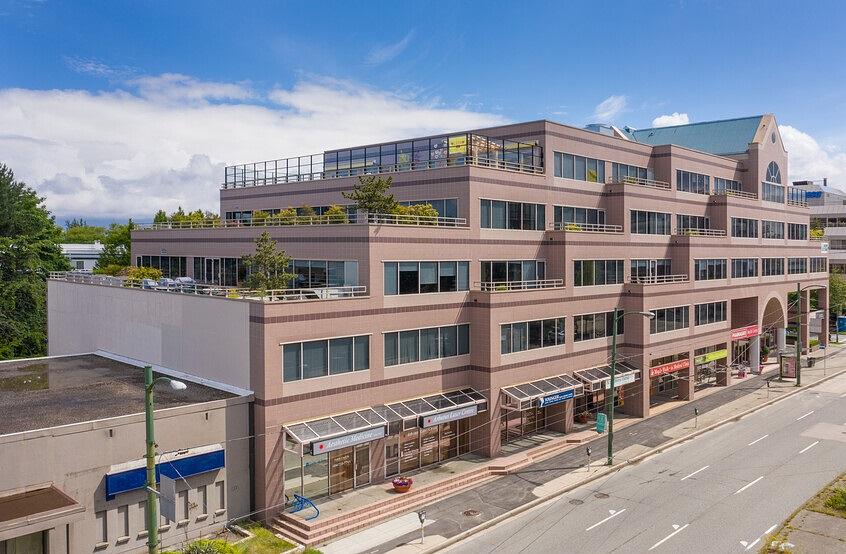 400 - 2025 West Broadway, Vancouver, BC
