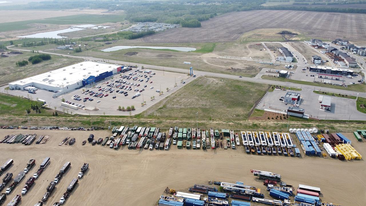 3420 47 Avenue, Sylvan Lake, AB