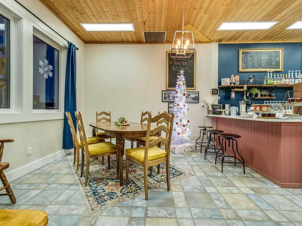 19 Broadway Street North, Raymond, AB