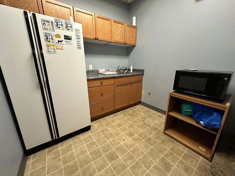 1903 121 Avenue Northeast, Edmonton, AB